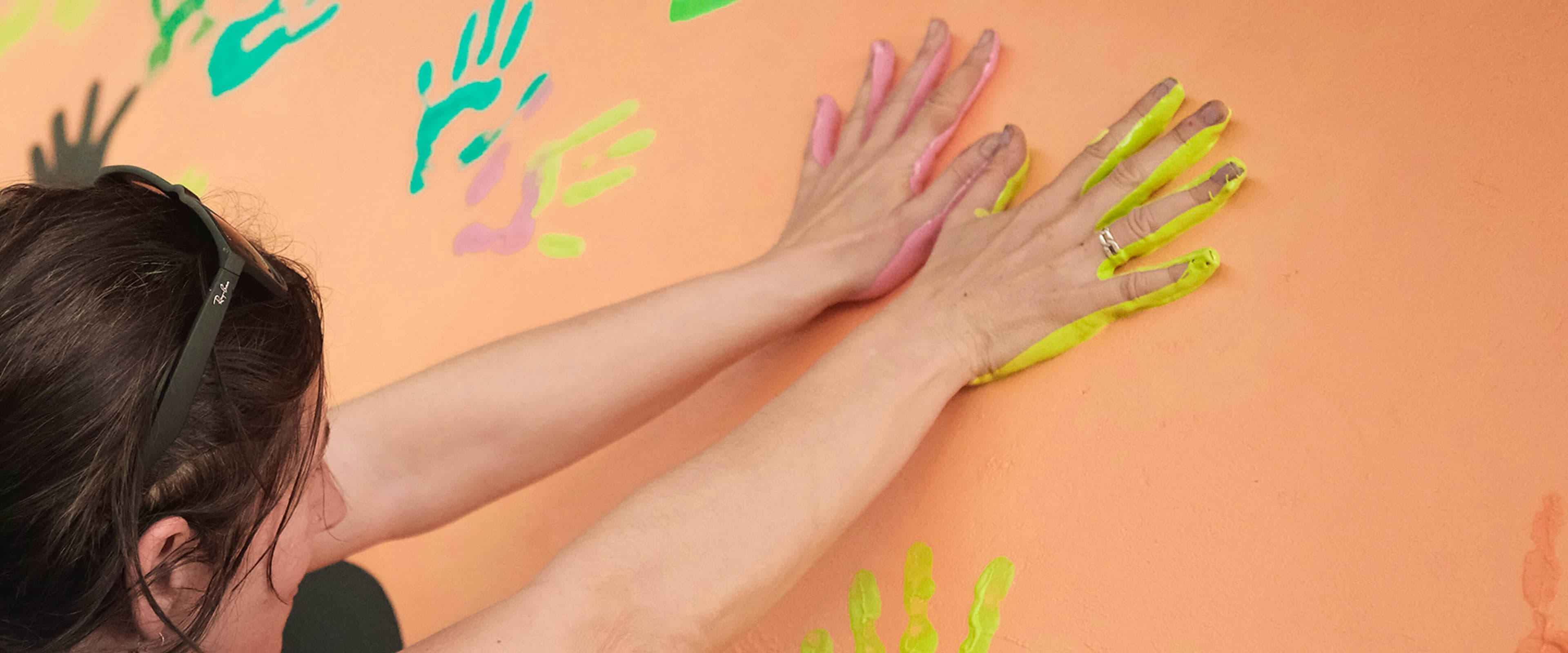 Hand paint